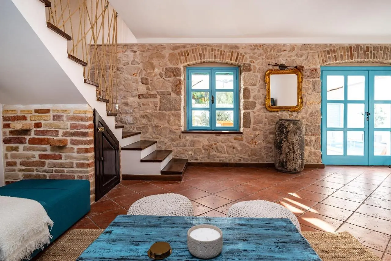 Hidden Gem Holiday Home With Pool Zadar