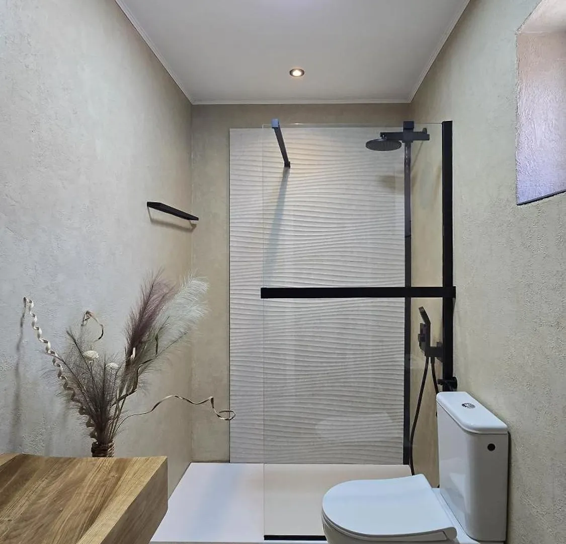Hidden Gem Holiday Home With Pool